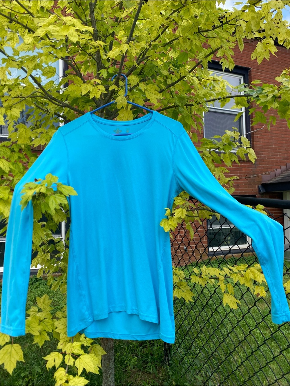 Med Couture under-scrub top • SZ S •Style 8499 •Ice Blue •Super Stretchy